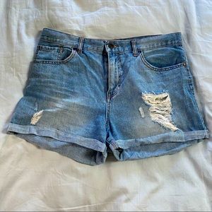 Forever 21 Ripped Denim Shorts, Size 31 💖